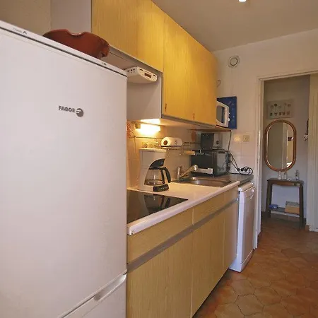 One-bedroom In St Mandrier Sur Mer *